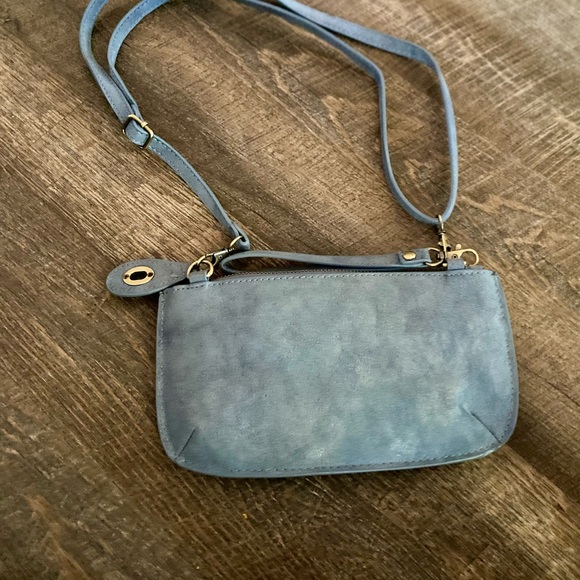 Joy Susan Lux Crossbody Wristlet Clutch - Picture 6 of 6